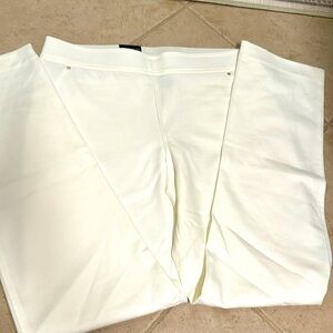 NWT! White pants